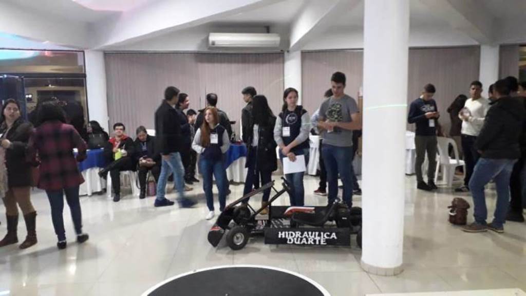 IngeLab Innovación y Creatividad carrera de Ingeniería Electromecánica